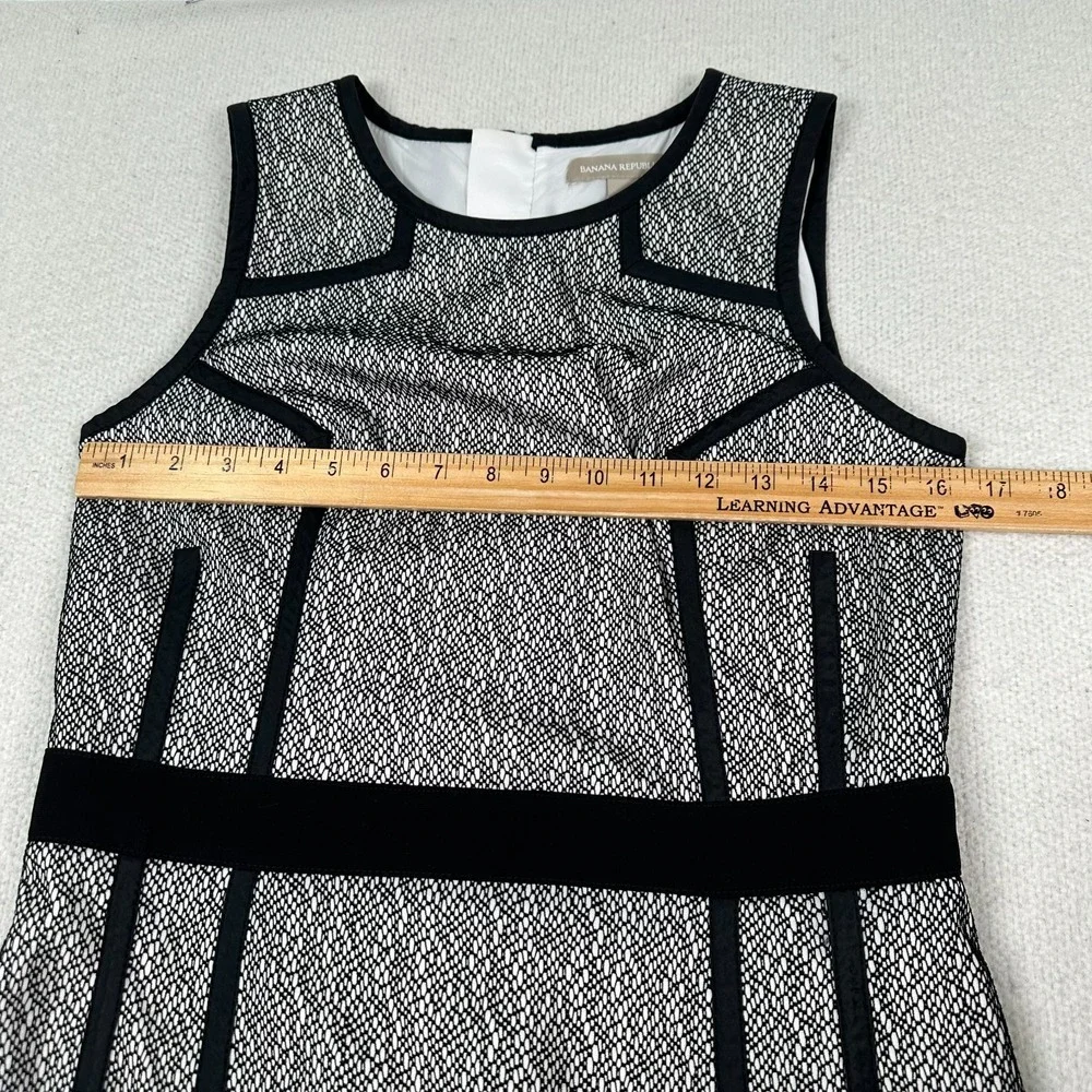 Banana Republic Pencil Dress‎ Sz 8 Lace Overlay Sleeveless Black White Career